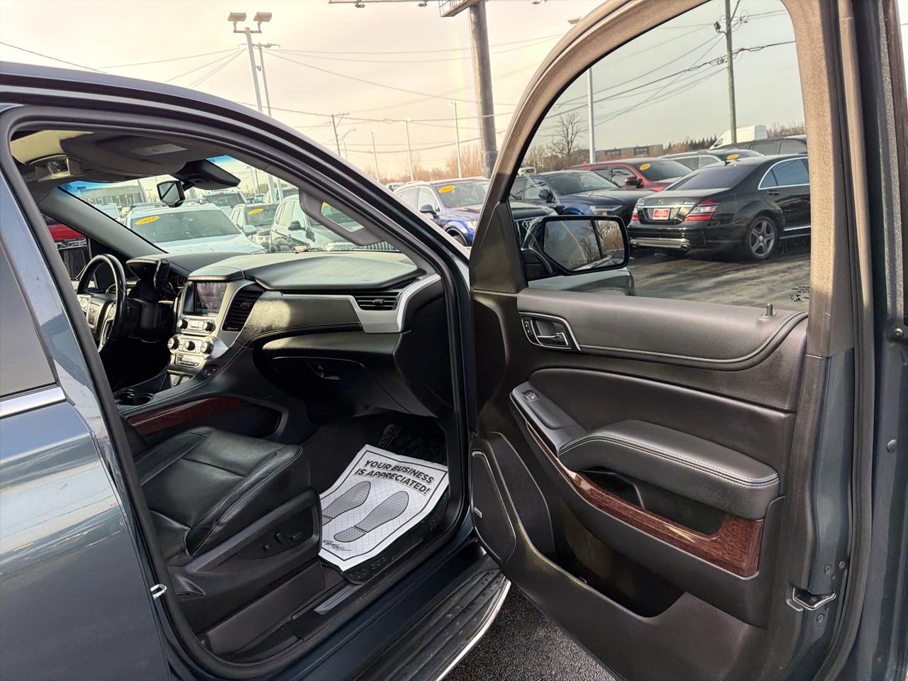 GMC Yukon 4WD 4dr SLT 2019