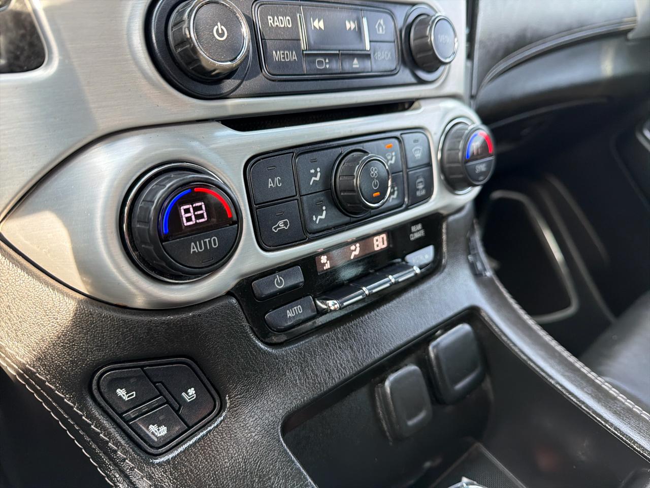 GMC Yukon 4WD 4dr SLT 2019