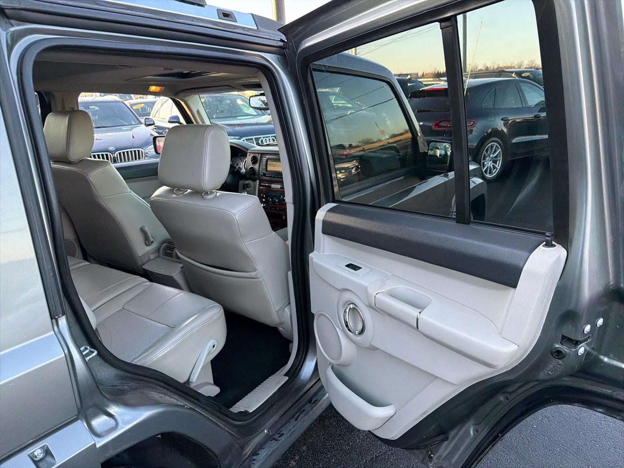 Jeep Commander 4WD 4dr Limited 2007