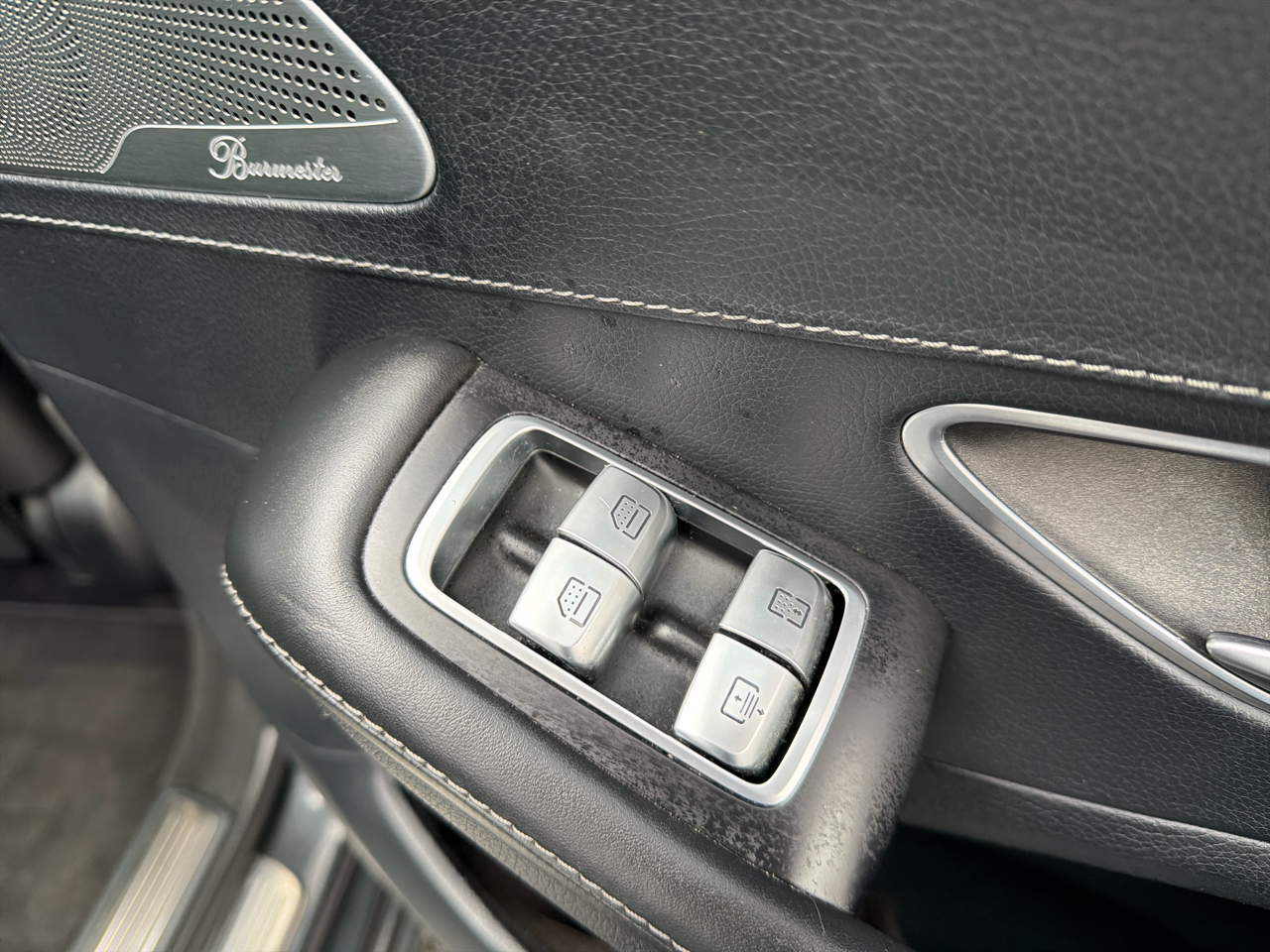 Mercedes-Benz S-Class 4dr Sdn S 550 4MATIC 2016