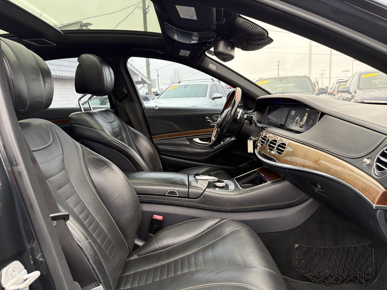 Mercedes-Benz S-Class 4dr Sdn S 550 4MATIC 2016