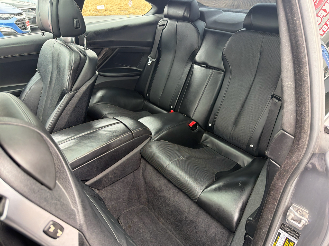 BMW 6 Series 2dr Cpe 650i xDrive 2012