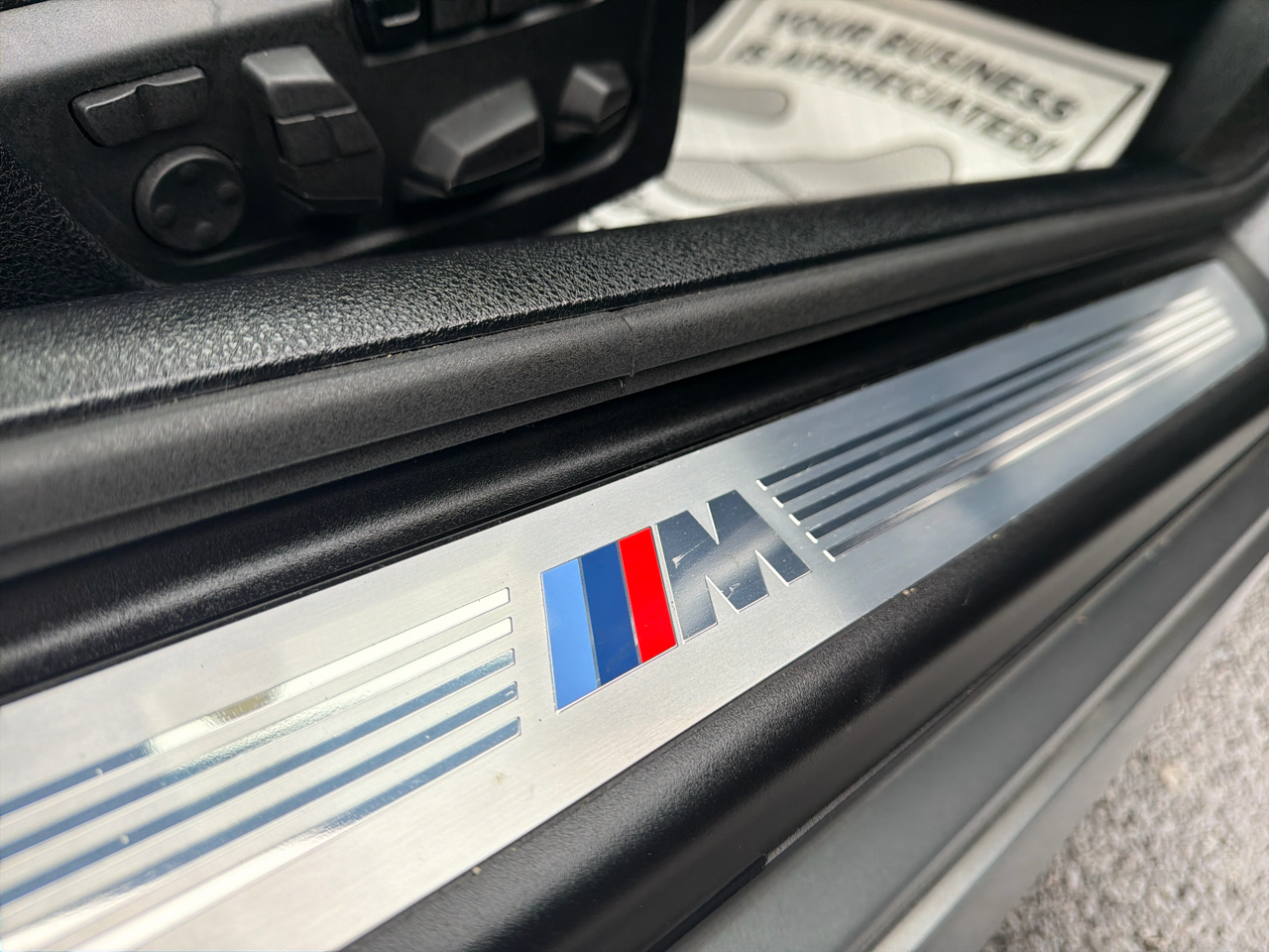 BMW 6 Series 2dr Cpe 650i xDrive 2012