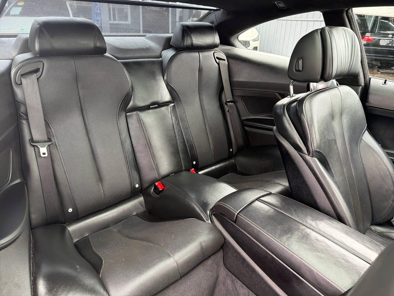 BMW 6 Series 2dr Cpe 650i xDrive 2012