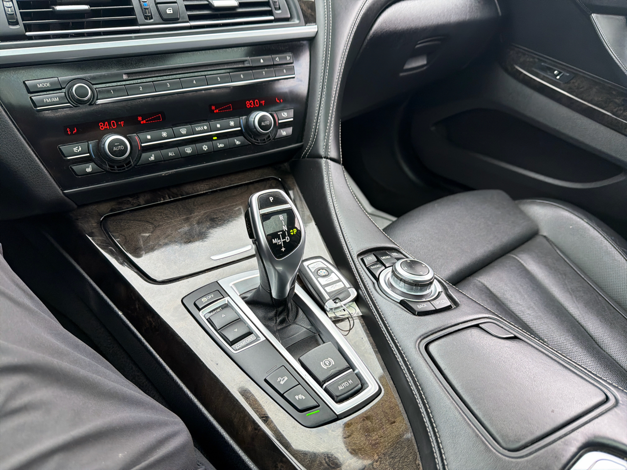 BMW 6 Series 2dr Cpe 650i xDrive 2012