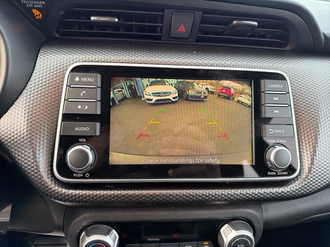 Nissan Kicks SV FWD 2020