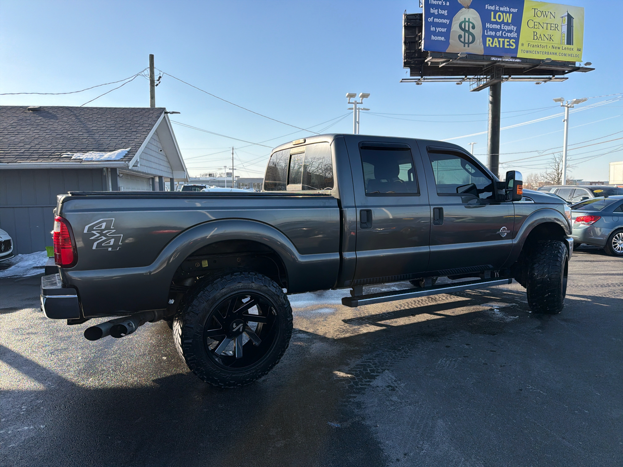 Ford Super Duty F-250 SRW 4WD Crew Cab 156" Lariat 2016