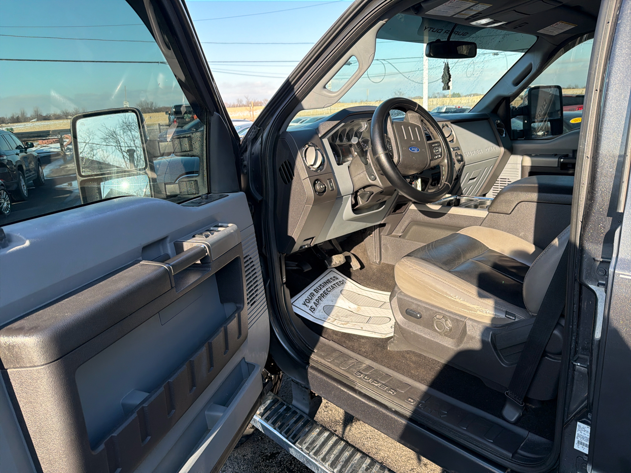 Ford Super Duty F-250 SRW 4WD Crew Cab 156" Lariat 2016