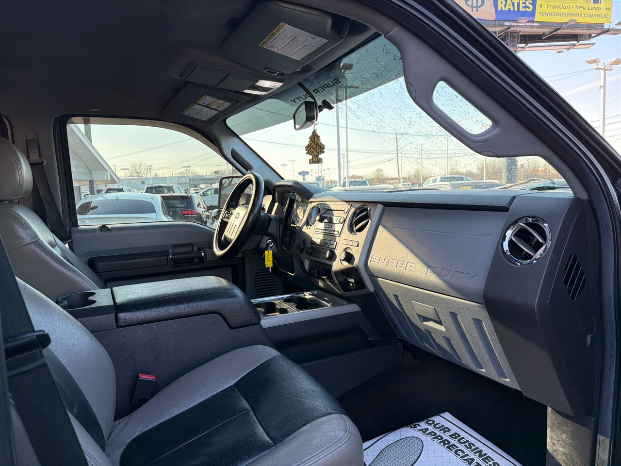 Ford Super Duty F-250 SRW 4WD Crew Cab 156" Lariat 2016