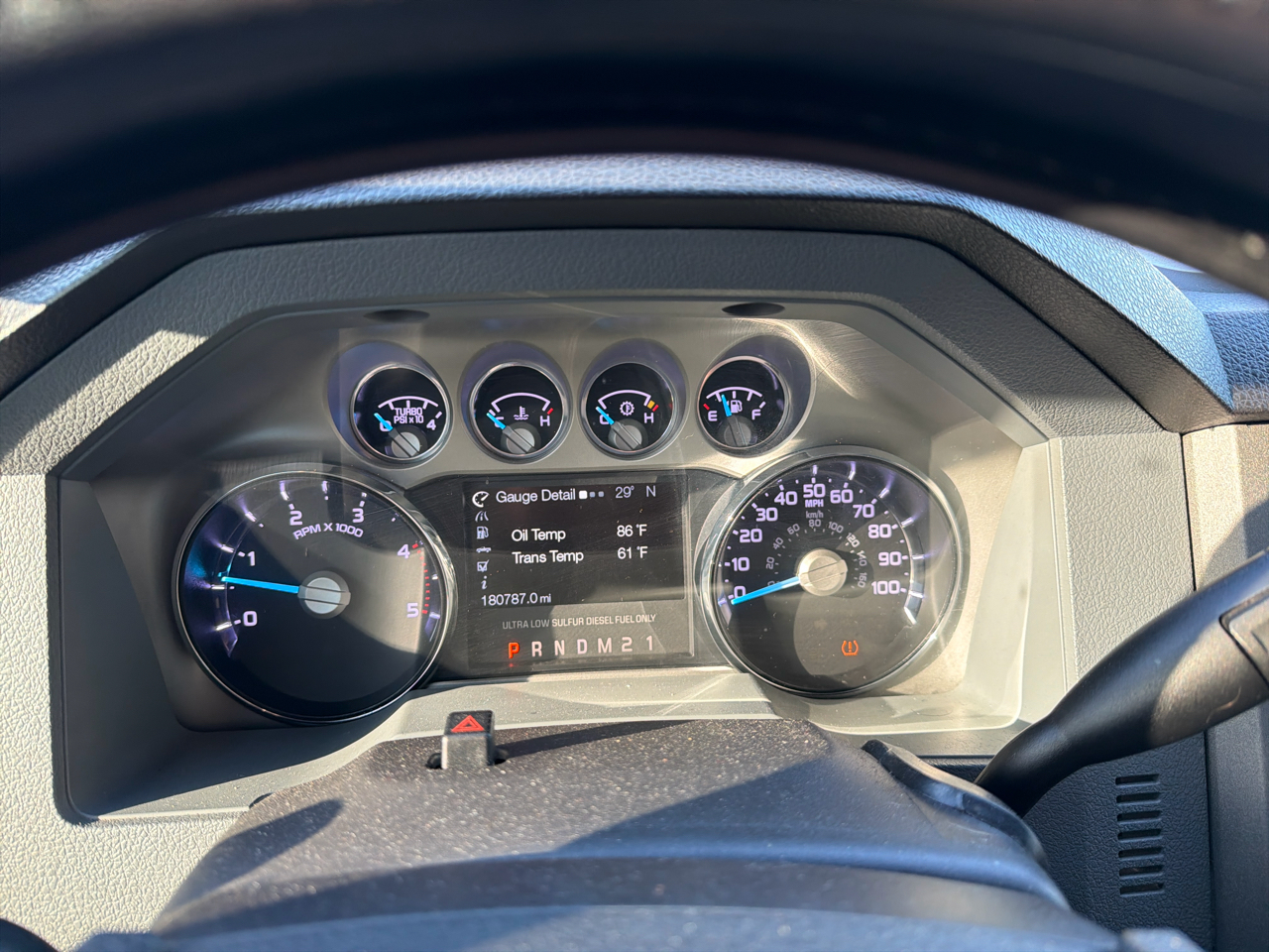 Ford Super Duty F-250 SRW 4WD Crew Cab 156" Lariat 2016