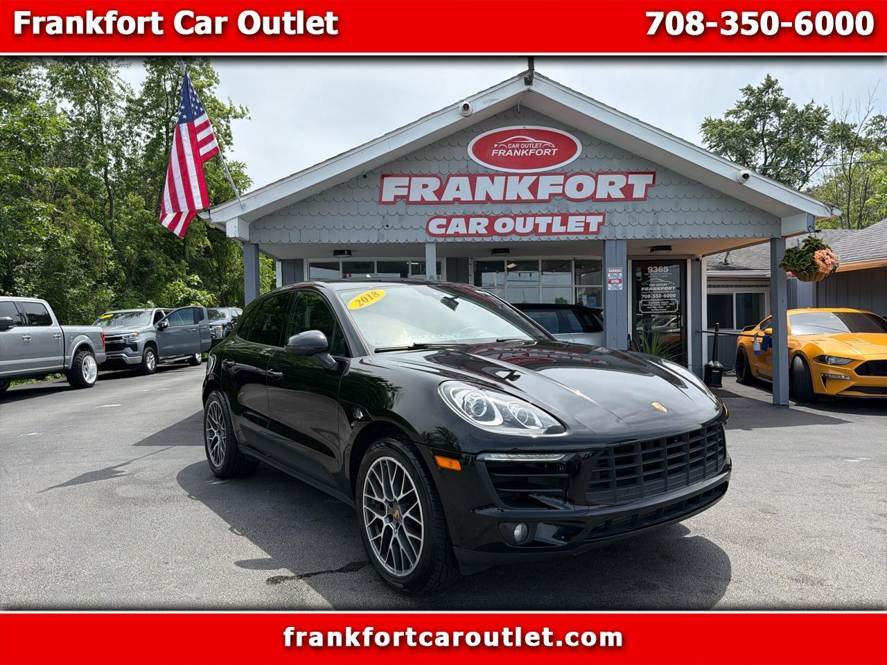 2018 Porsche Macan Sport Edition's photo