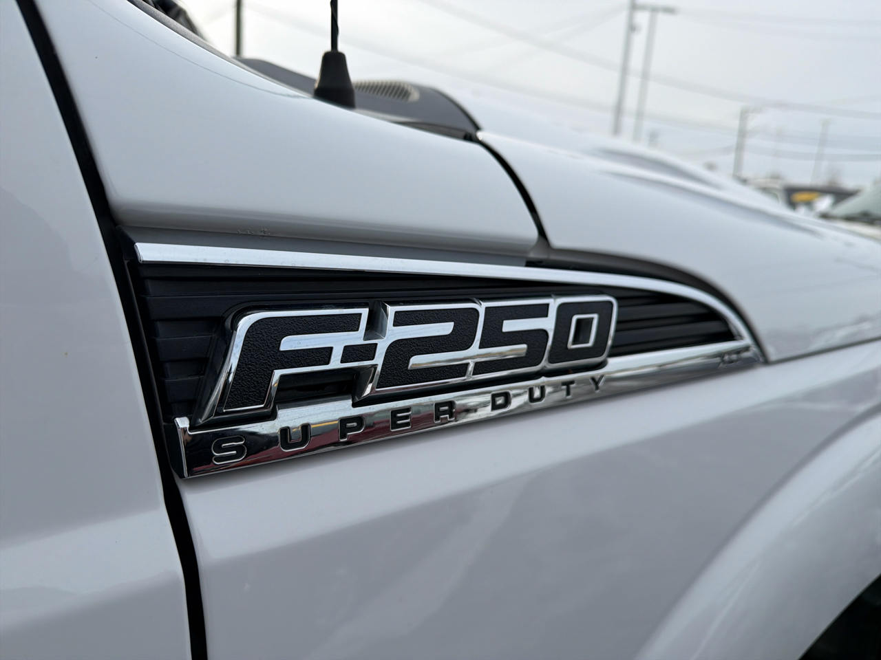 Ford Super Duty F-250 SRW 4WD SuperCab 142" Lariat 2015