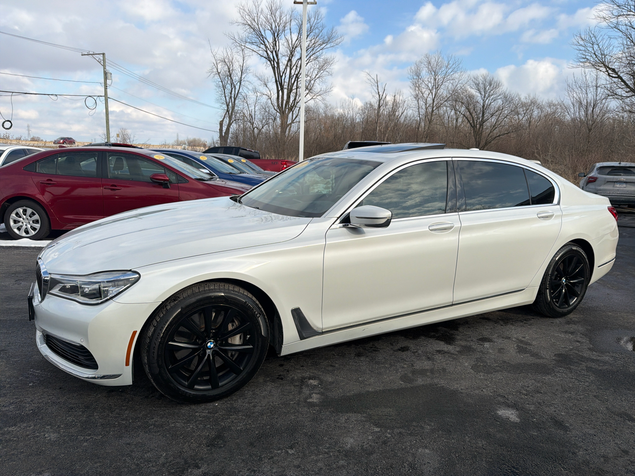 BMW 7 Series 750i xDrive Sedan 2019