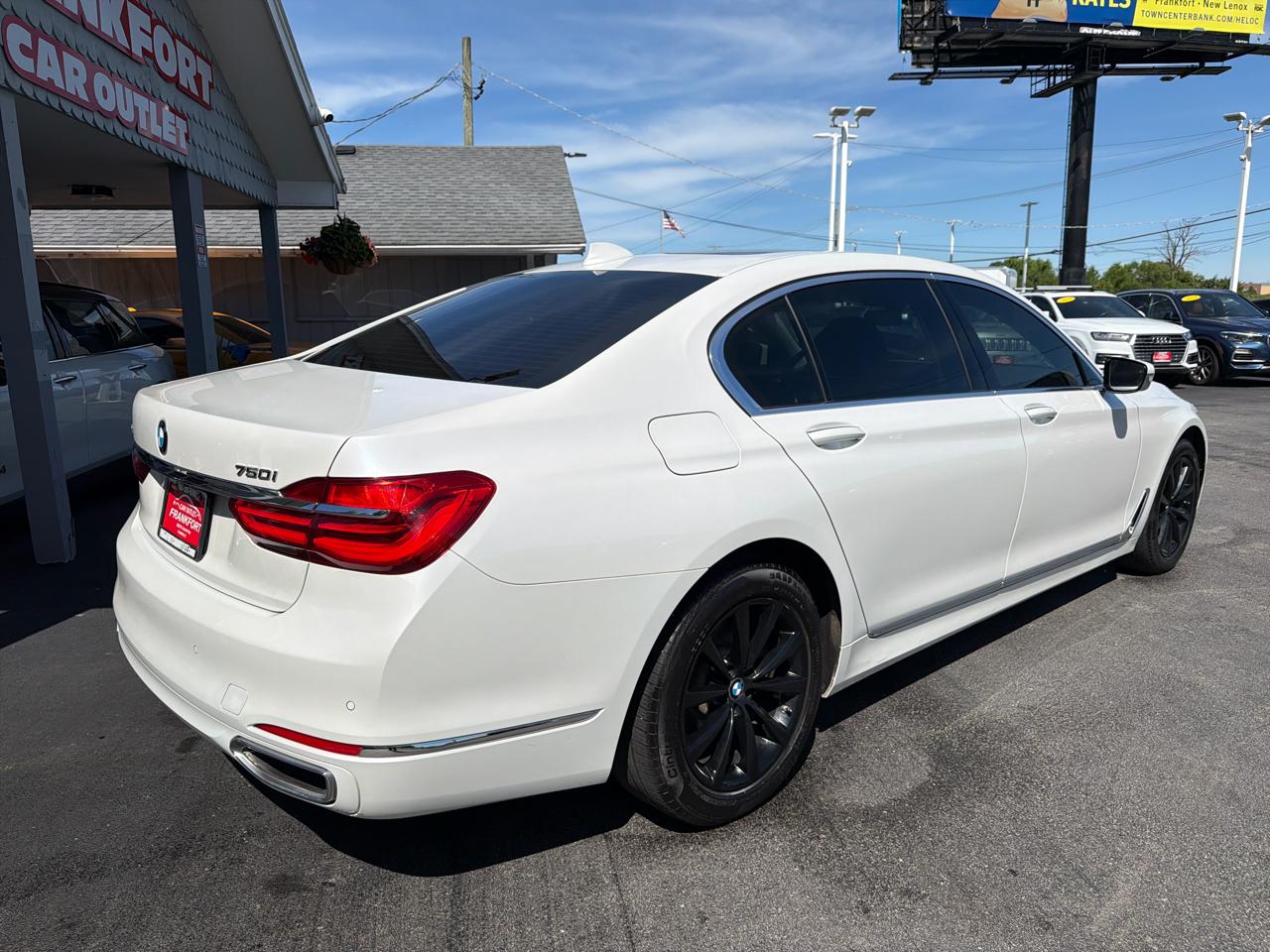 BMW 7 Series 750i xDrive Sedan 2019