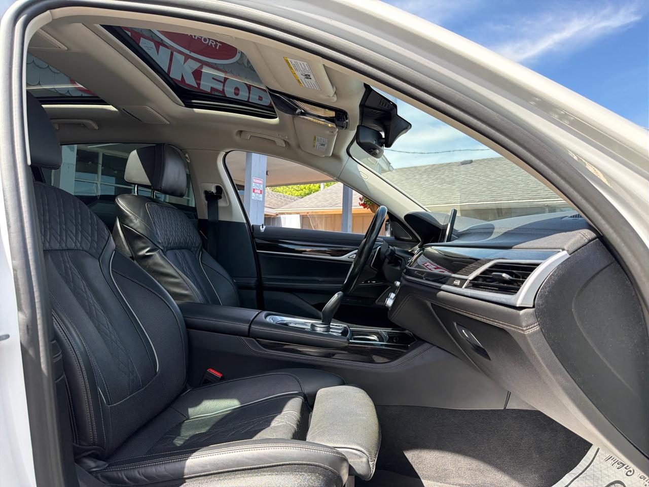 BMW 7 Series 750i xDrive Sedan 2019