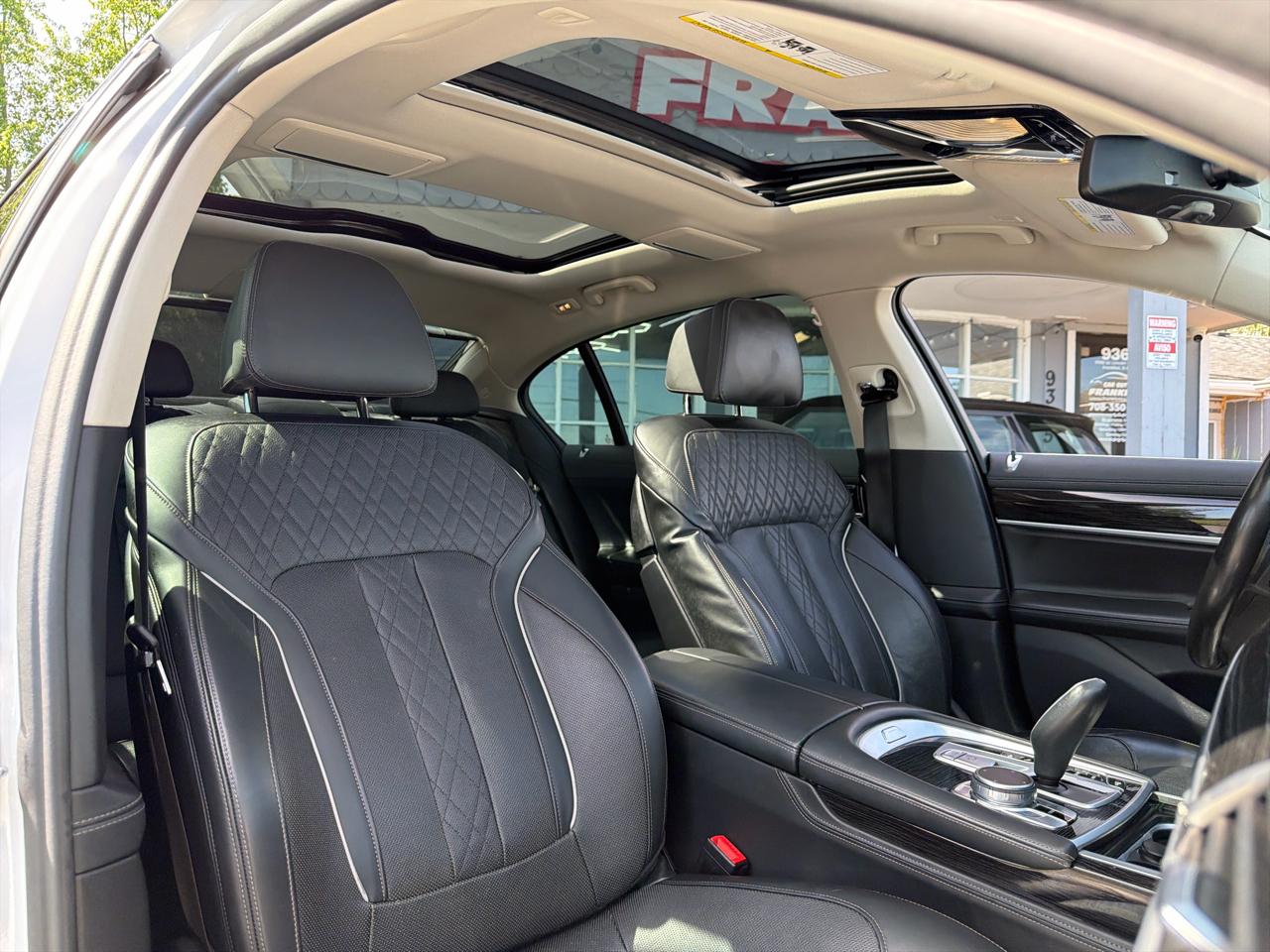 BMW 7 Series 750i xDrive Sedan 2019