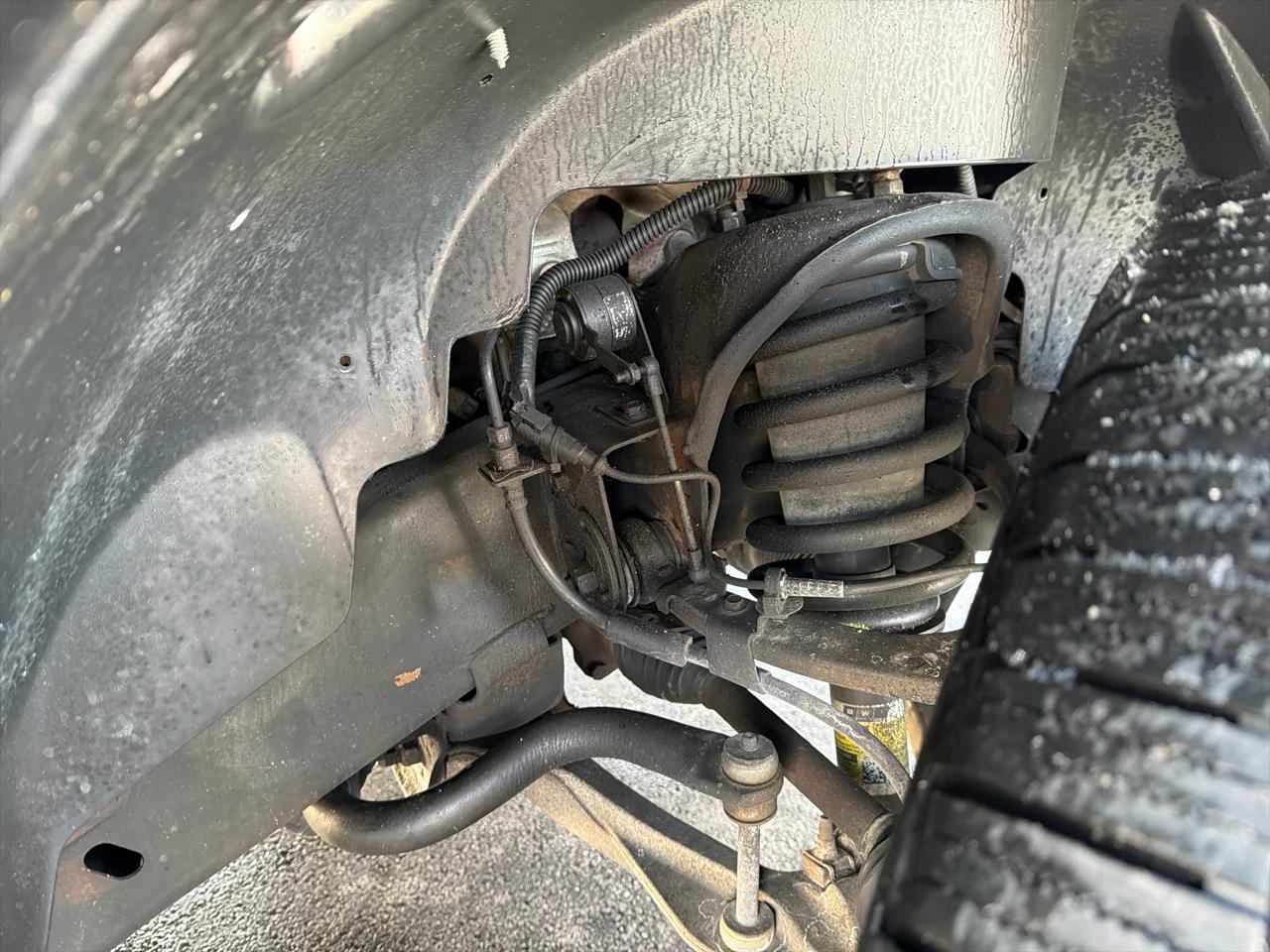 Chevrolet Avalanche 4WD Crew Cab LTZ 2013