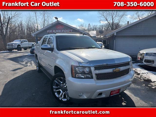 Pearl White 2013 Chevrolet Avalanche LTZ Black Diamond Edition 4WD Pickup Truck Four-Wheel Drive Automatic