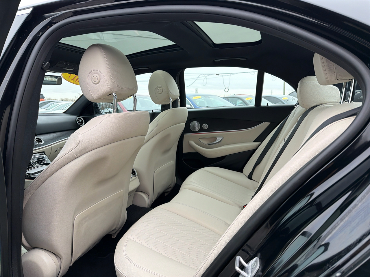 Mercedes-Benz E-Class E 300 Sport 4MATIC Sedan 2017