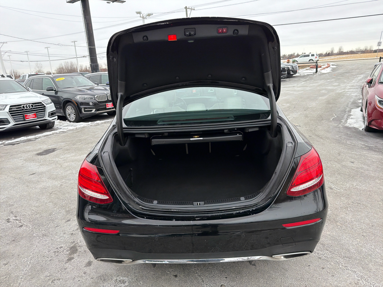 Mercedes-Benz E-Class E 300 Sport 4MATIC Sedan 2017