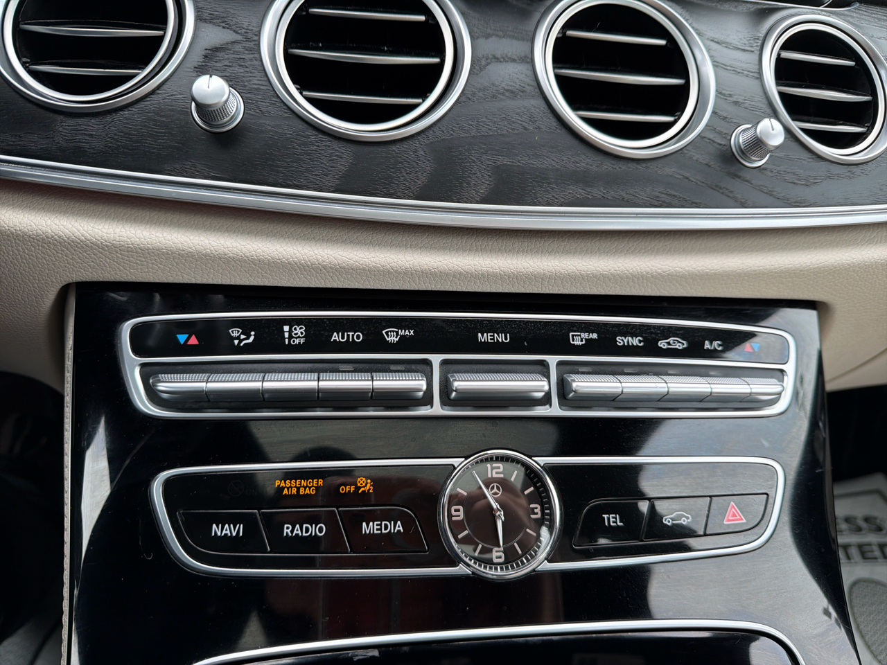 Mercedes-Benz E-Class E 300 Sport 4MATIC Sedan 2017