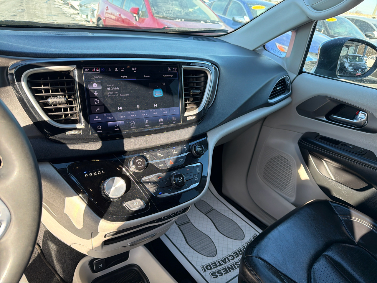 Chrysler Pacifica Touring L FWD 2023