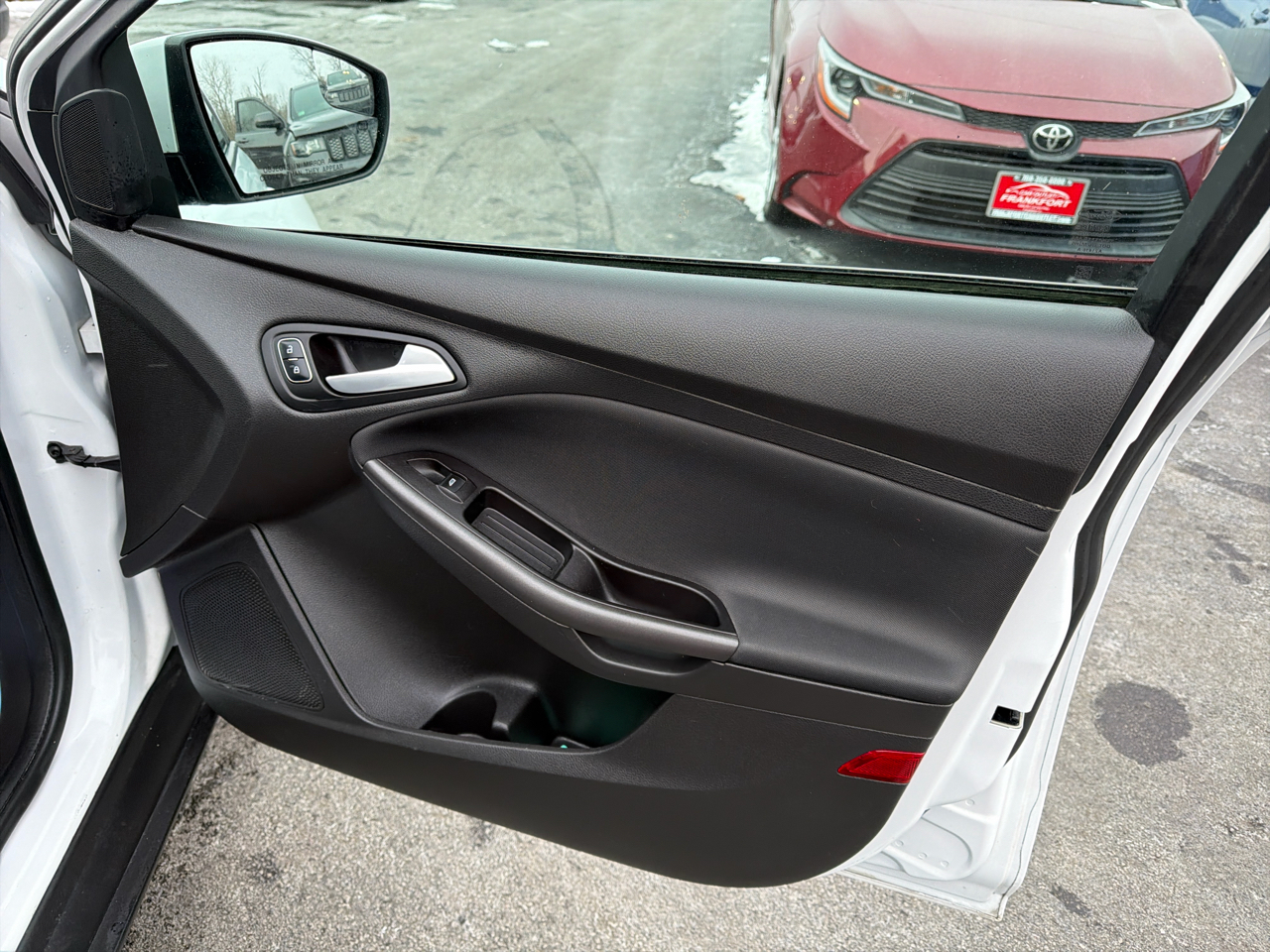 Ford Focus SEL Sedan 2017