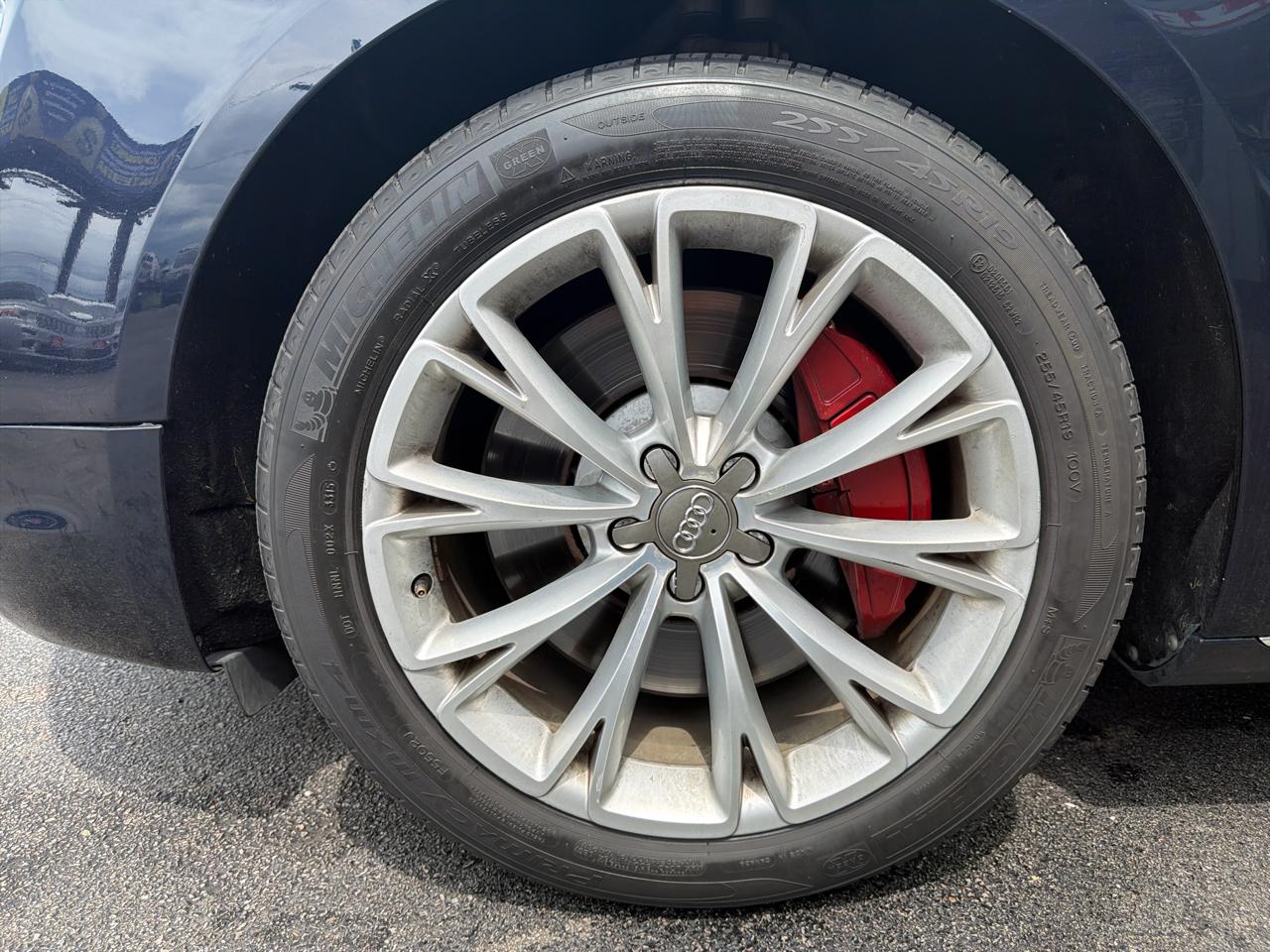 Audi A8 L 4dr Sdn 2012