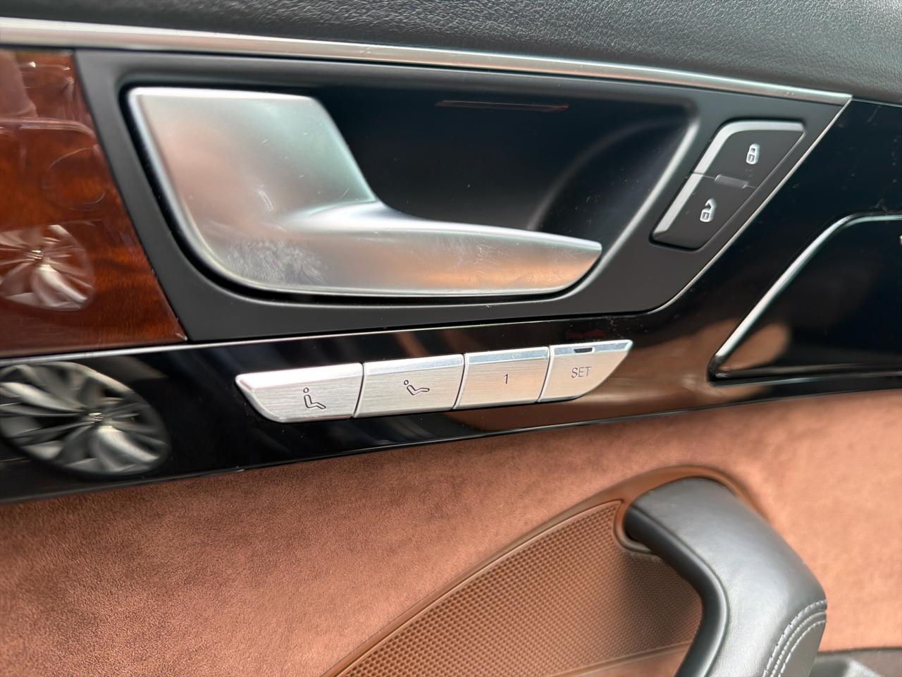Audi A8 L 4dr Sdn 2012