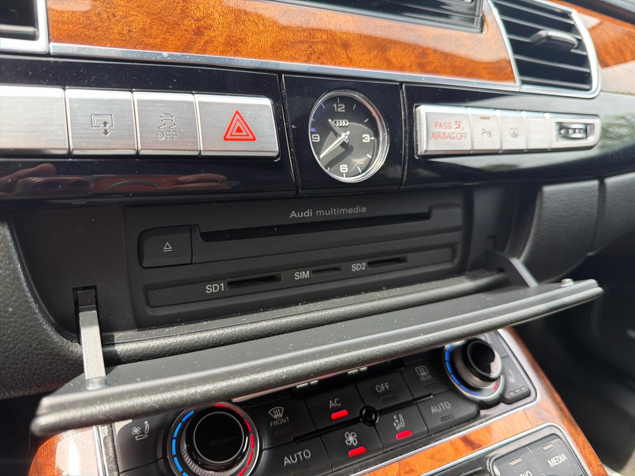 Audi A8 L 4dr Sdn 2012