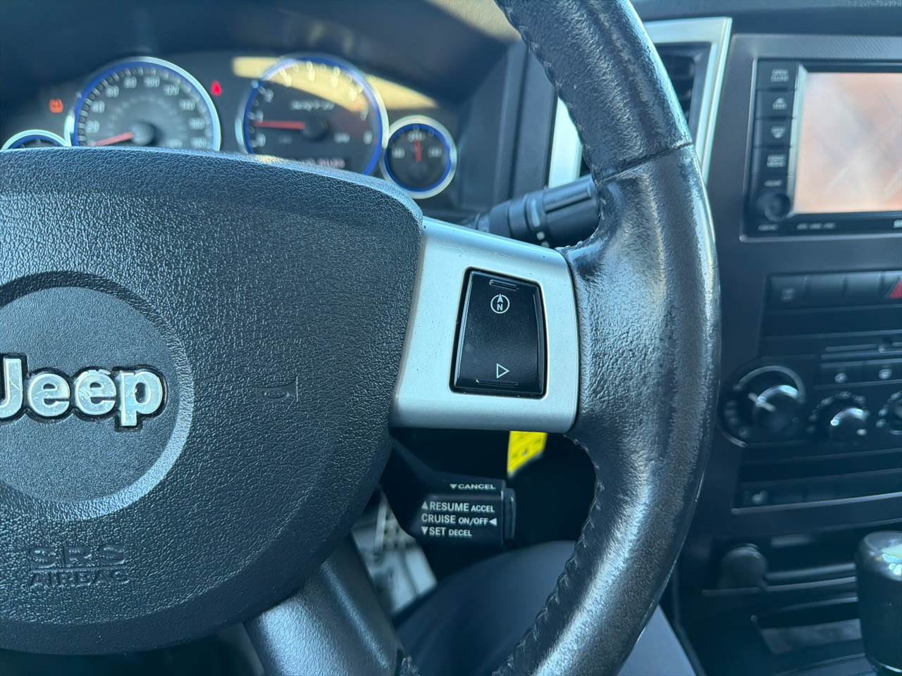 Jeep Grand Cherokee 4WD 4dr SRT-8 2008