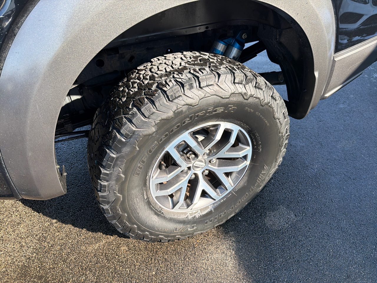 Ford F-150 Raptor 4WD SuperCrew 5.5' Box 2017