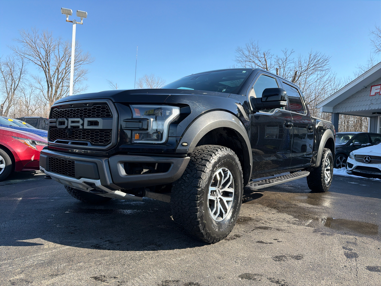 Ford F-150 Raptor 4WD SuperCrew 5.5' Box 2017
