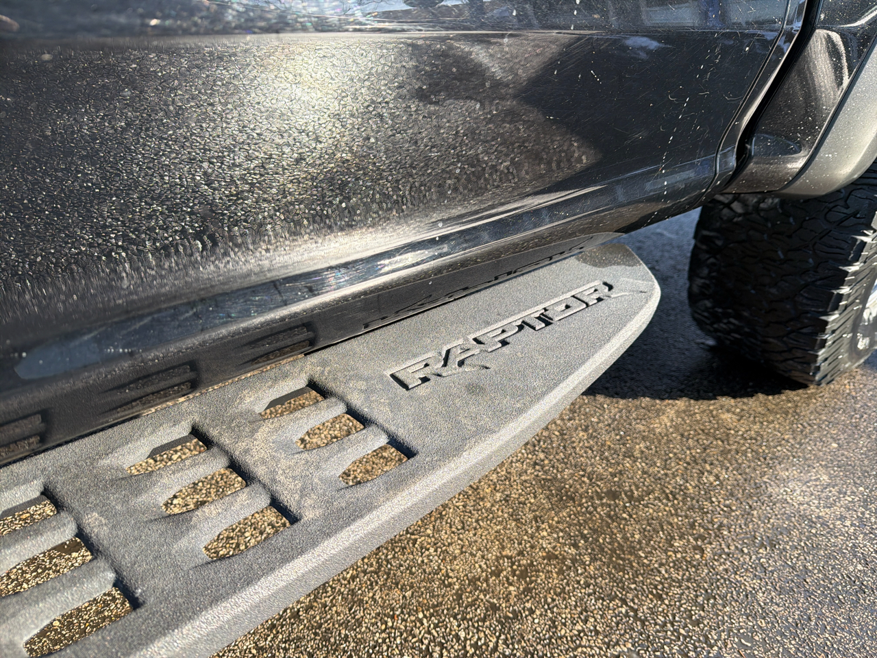 Ford F-150 Raptor 4WD SuperCrew 5.5' Box 2017