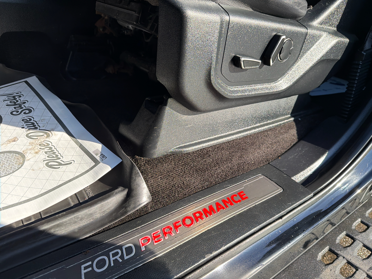 Ford F-150 Raptor 4WD SuperCrew 5.5' Box 2017