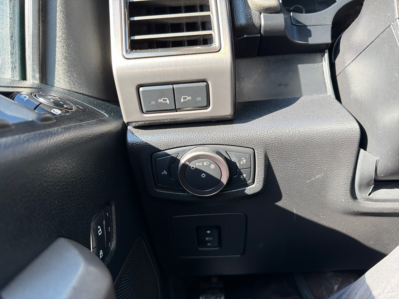 Ford F-150 Raptor 4WD SuperCrew 5.5' Box 2017