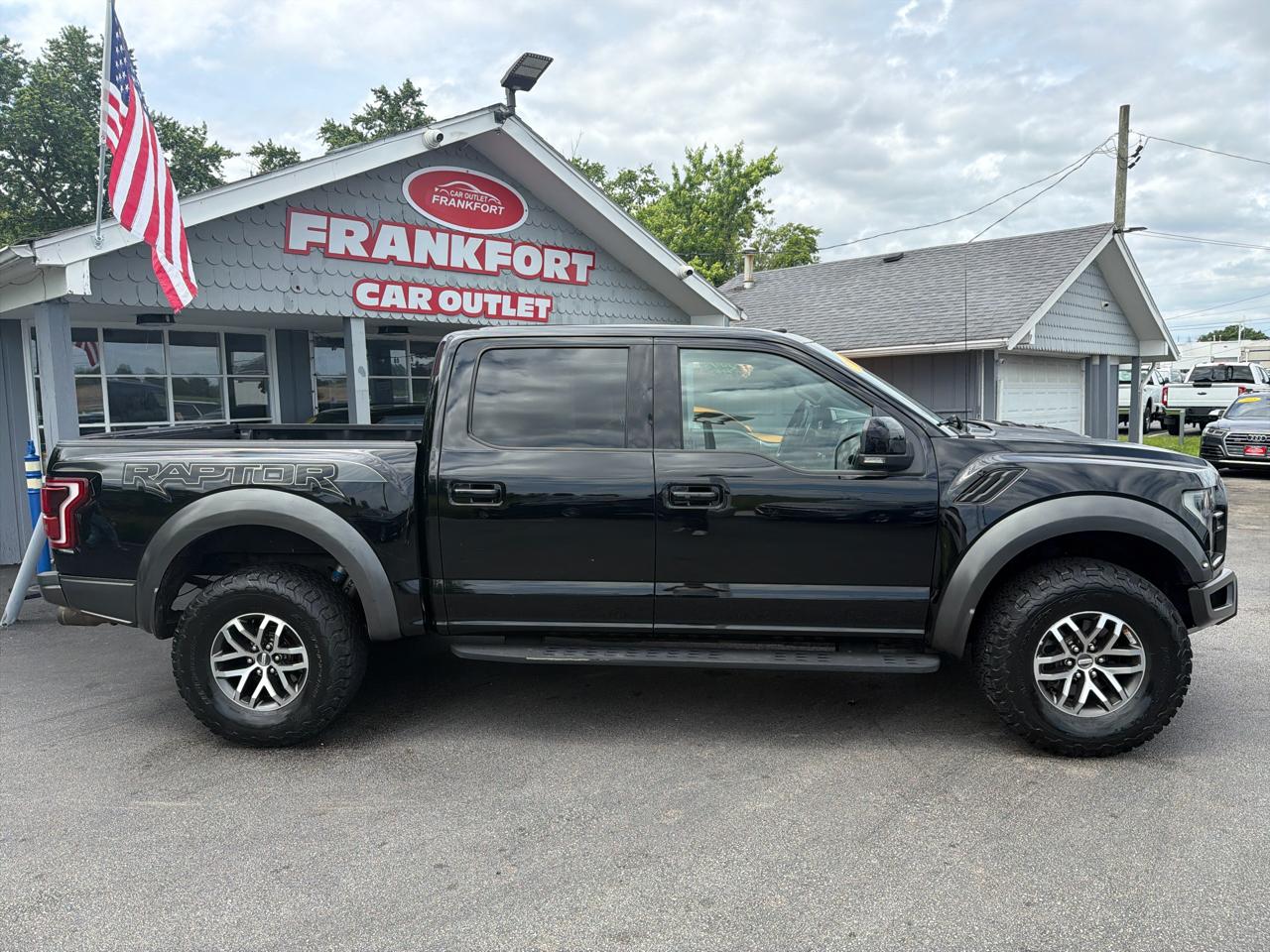 Ford F-150 Raptor 4WD SuperCrew 5.5' Box 2017