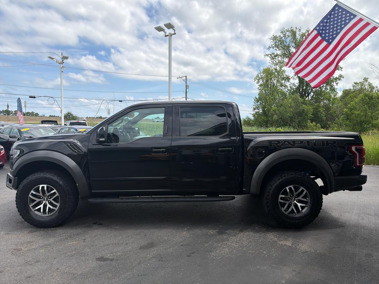 Ford F-150 Raptor 4WD SuperCrew 5.5' Box 2017