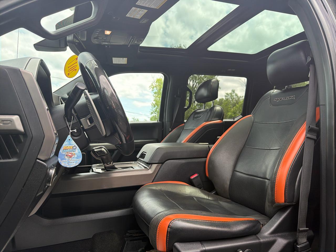 Ford F-150 Raptor 4WD SuperCrew 5.5' Box 2017
