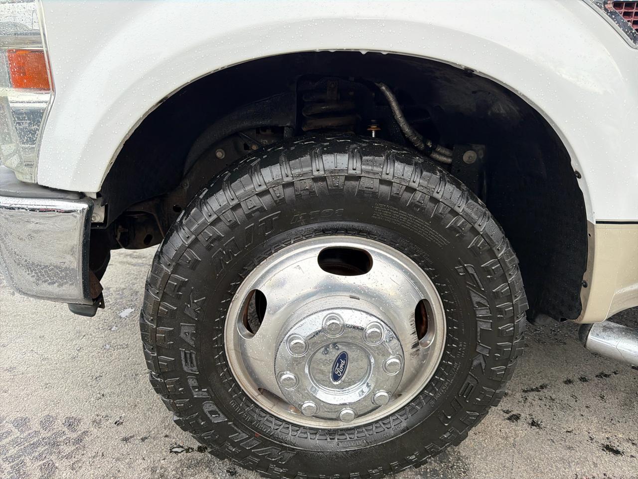 Ford Super Duty F-350 DRW 2WD Reg Cab 165" WB 84" CA XLT 2008