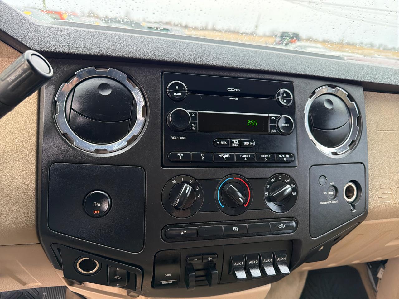 Ford Super Duty F-350 DRW 2WD Reg Cab 165" WB 84" CA XLT 2008