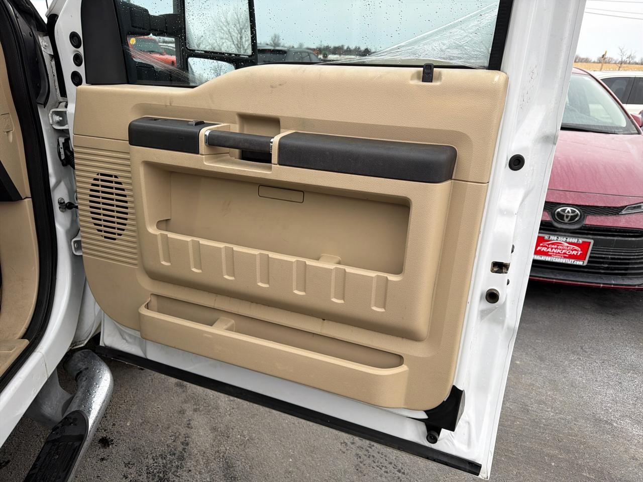 Ford Super Duty F-350 DRW 2WD Reg Cab 165" WB 84" CA XLT 2008