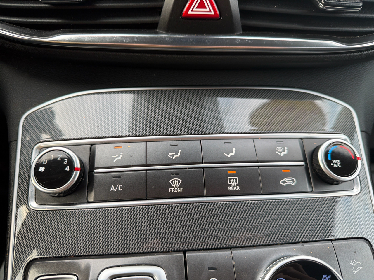 Hyundai Santa Fe SE AWD 2022