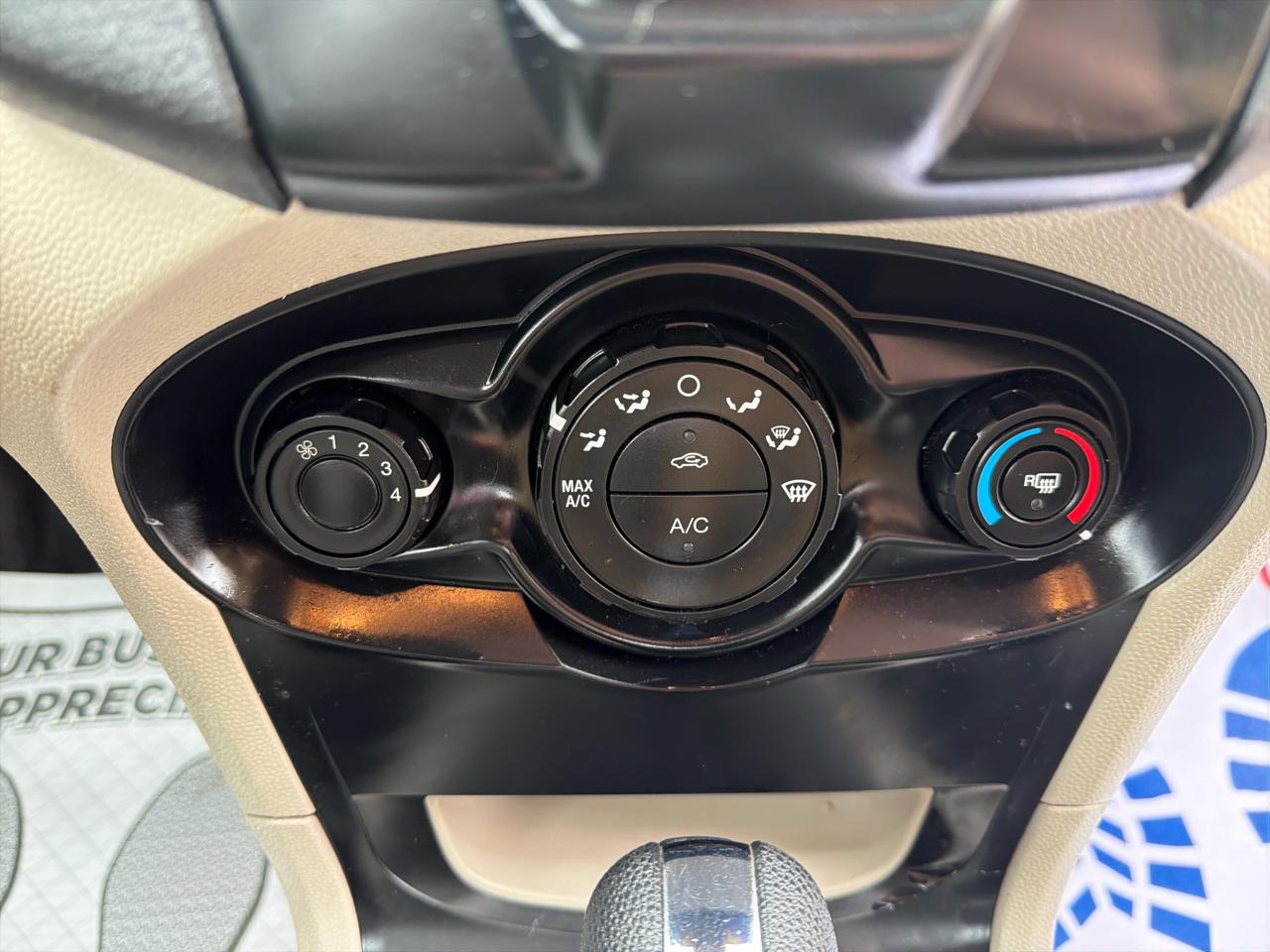 Ford Fiesta 4dr Sdn S 2011