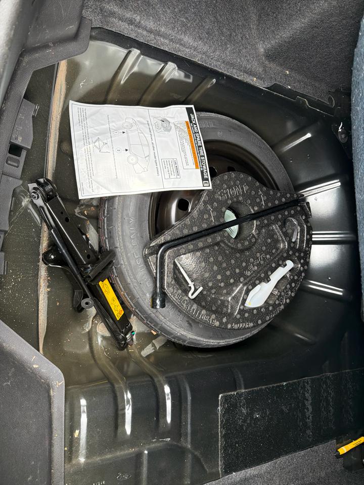 Ford Fiesta 4dr Sdn S 2011