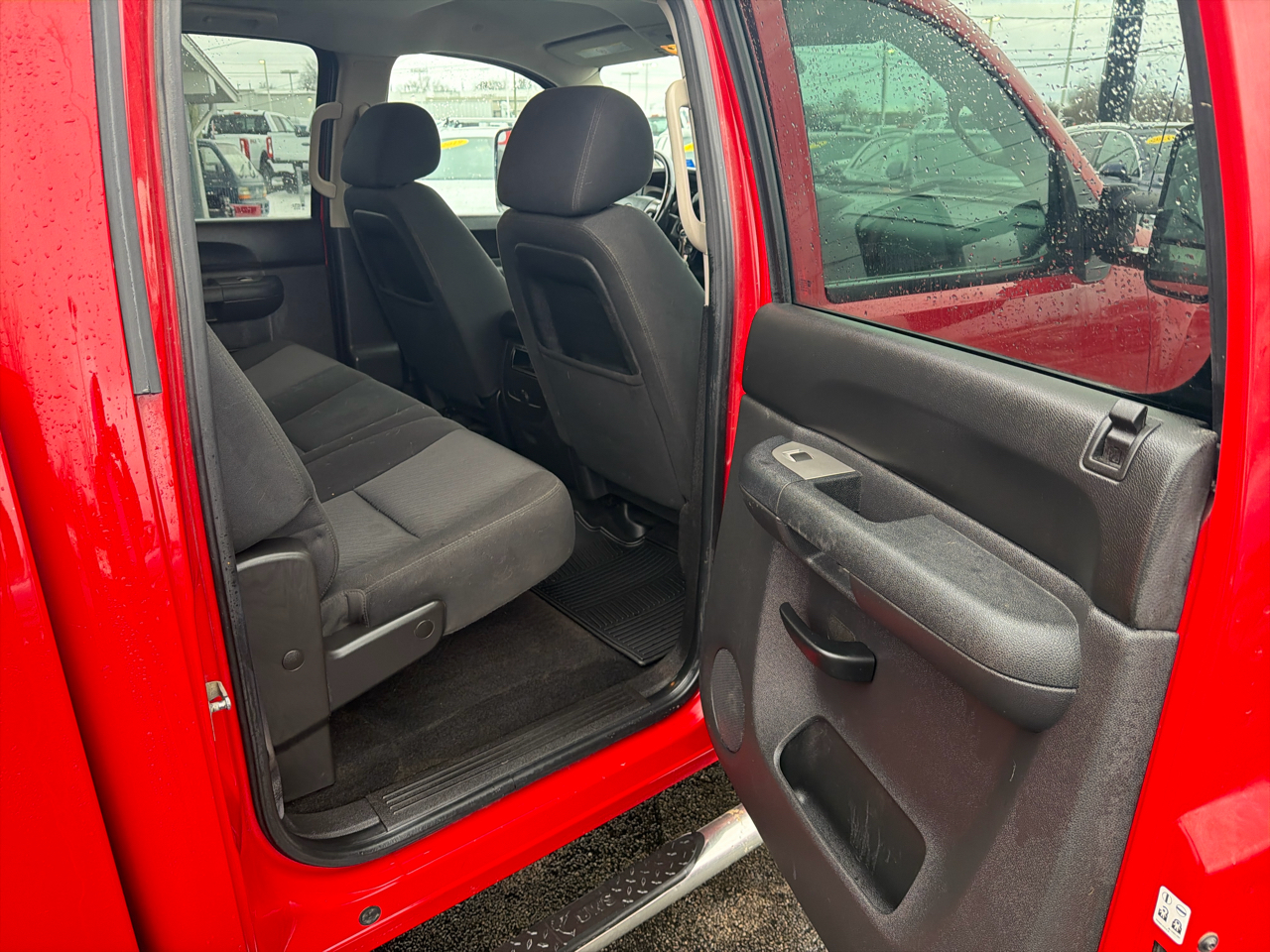 Chevrolet Silverado 3500HD 4WD Crew Cab 167.7" DRW LT 2011