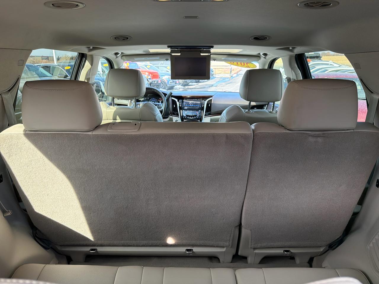 Cadillac Escalade 4WD 4dr Premium Collection 2016