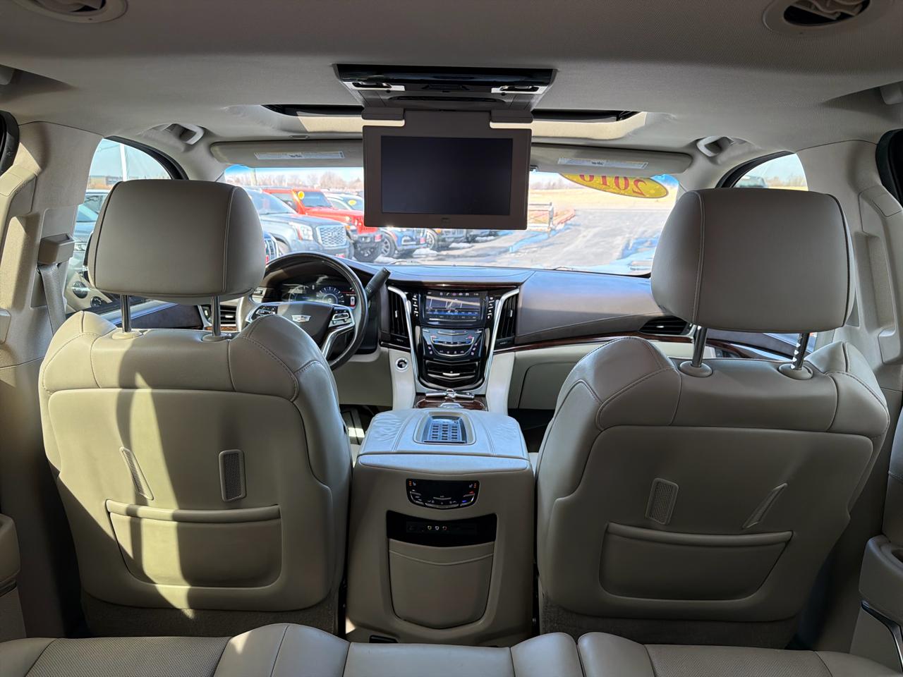 Cadillac Escalade 4WD 4dr Premium Collection 2016