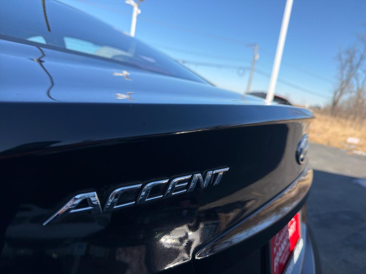 Hyundai Accent 4dr Sdn Auto GLS 2015