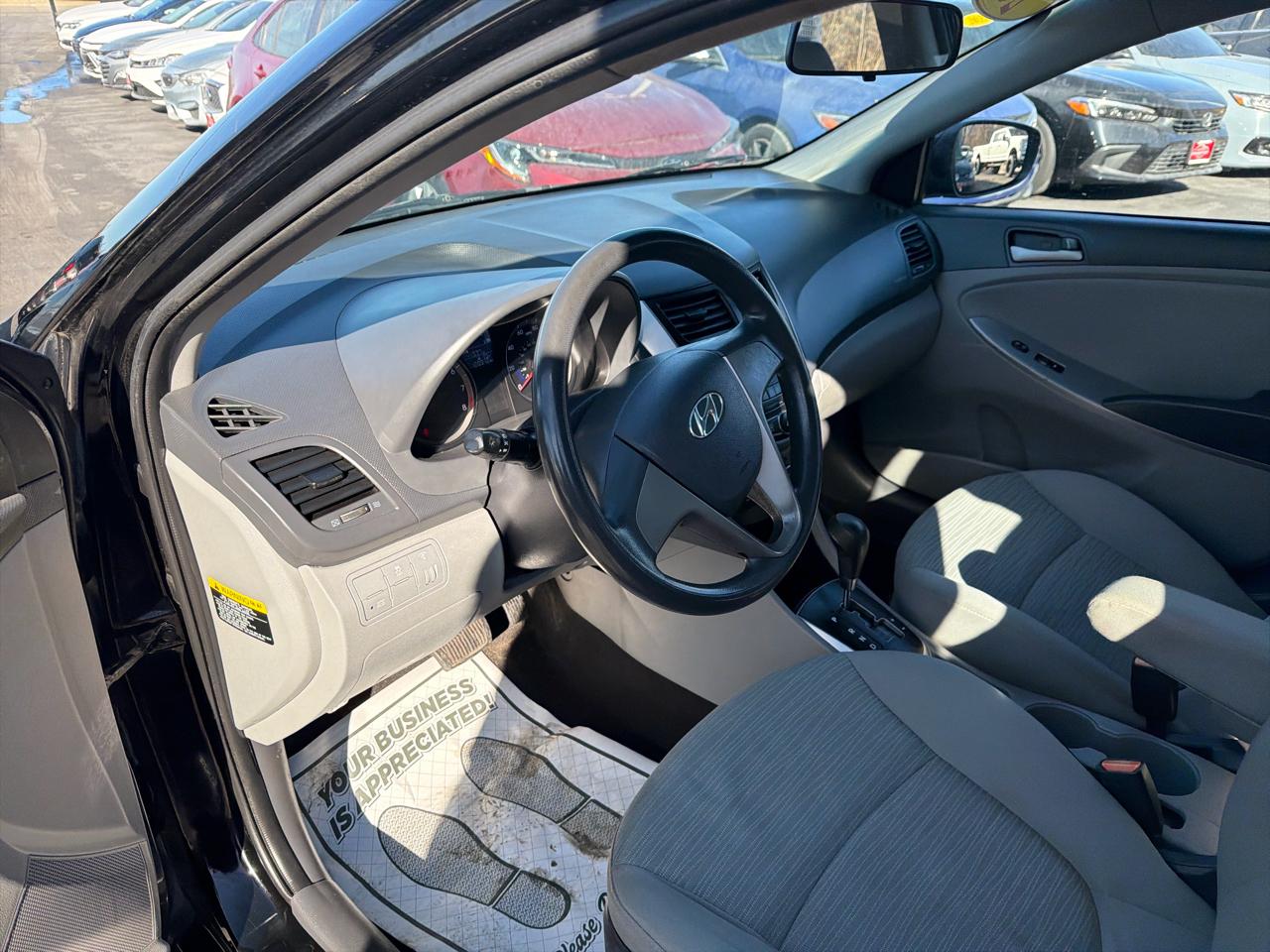 Hyundai Accent 4dr Sdn Auto GLS 2015